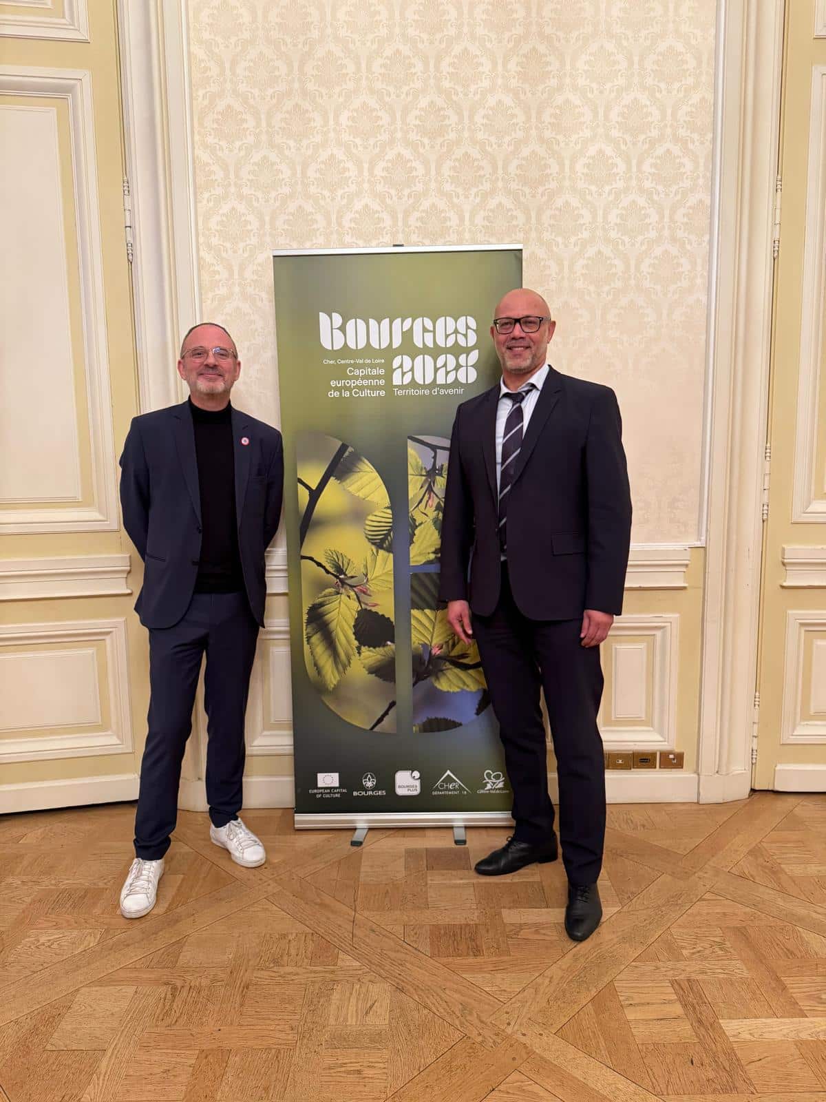 PHOTO-2025-12-16-10-31-25