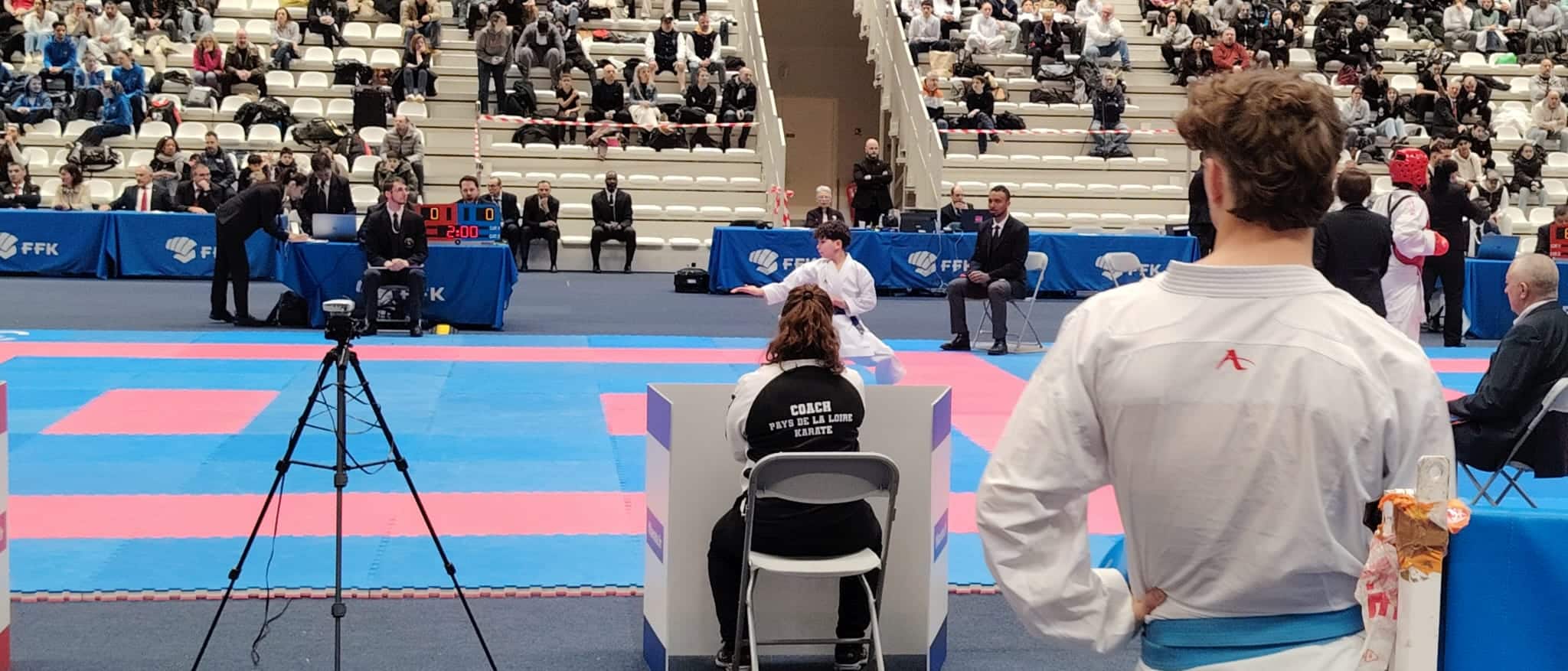 7300b27b-12eb-48e7-bbd9-cff894ea795d