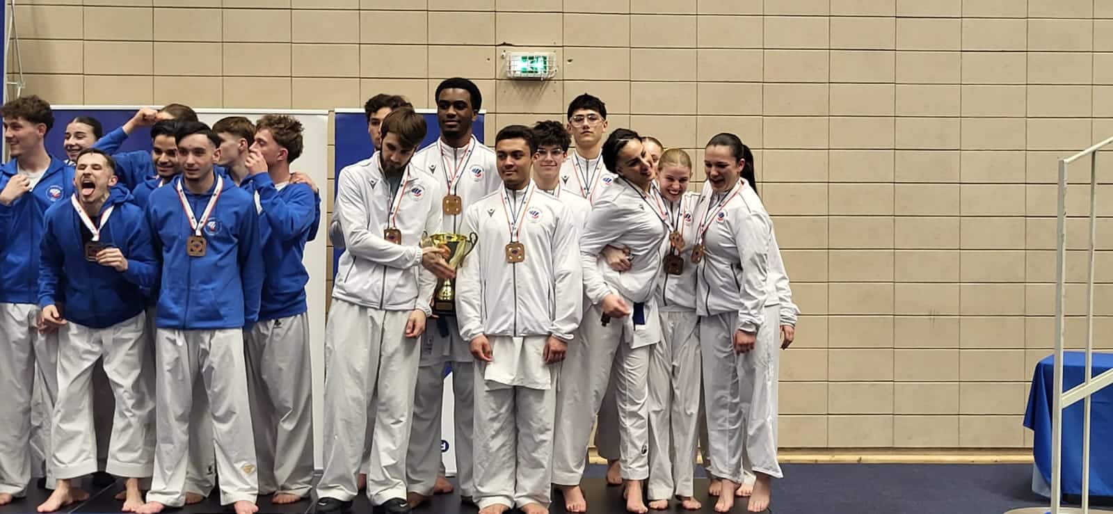 f6ed4573-52d1-47df-9716-a7216d28b3c1