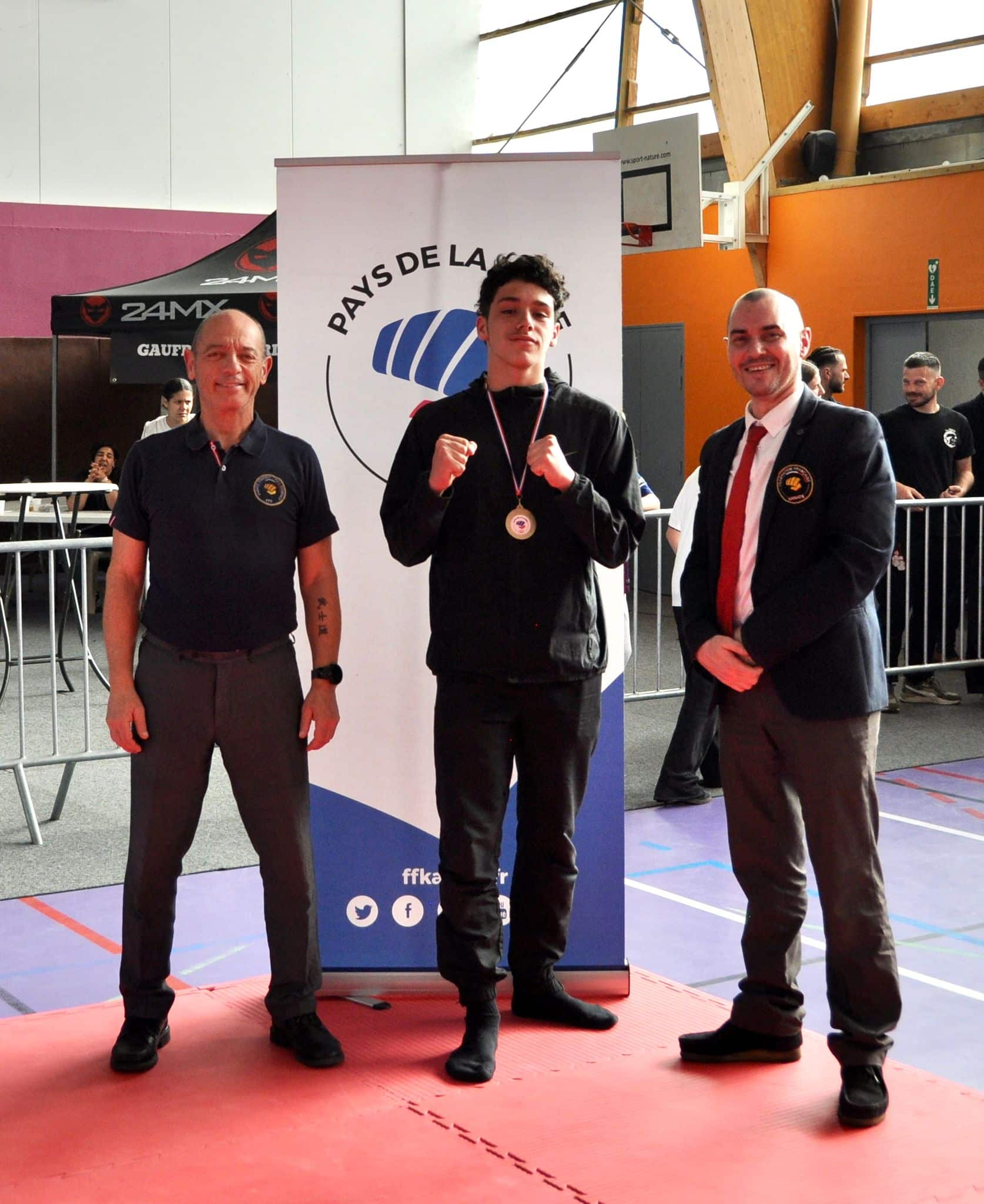 WhatsApp Image 2026-04-15 at 19.59.56 (10)