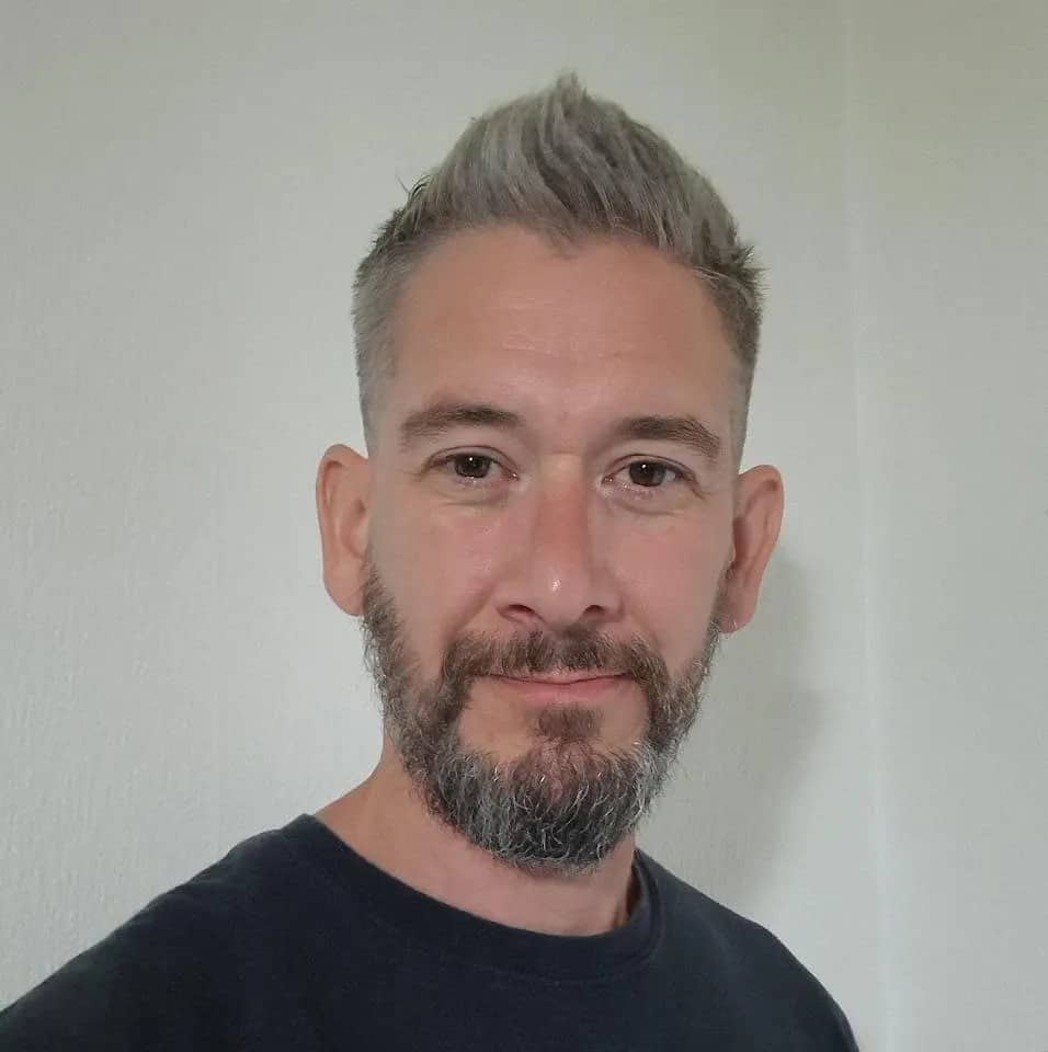 909f8022-6cc7-4511-bfc3-043a9215f5ca_956x960