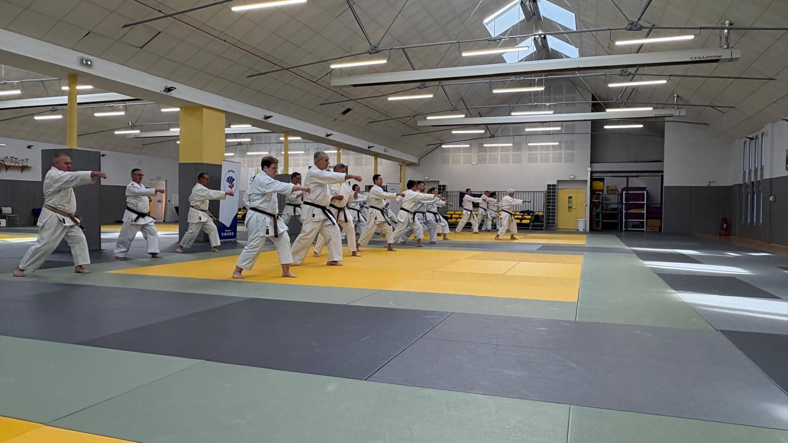 05f06acc-036f-46f6-a582-663aacafa057