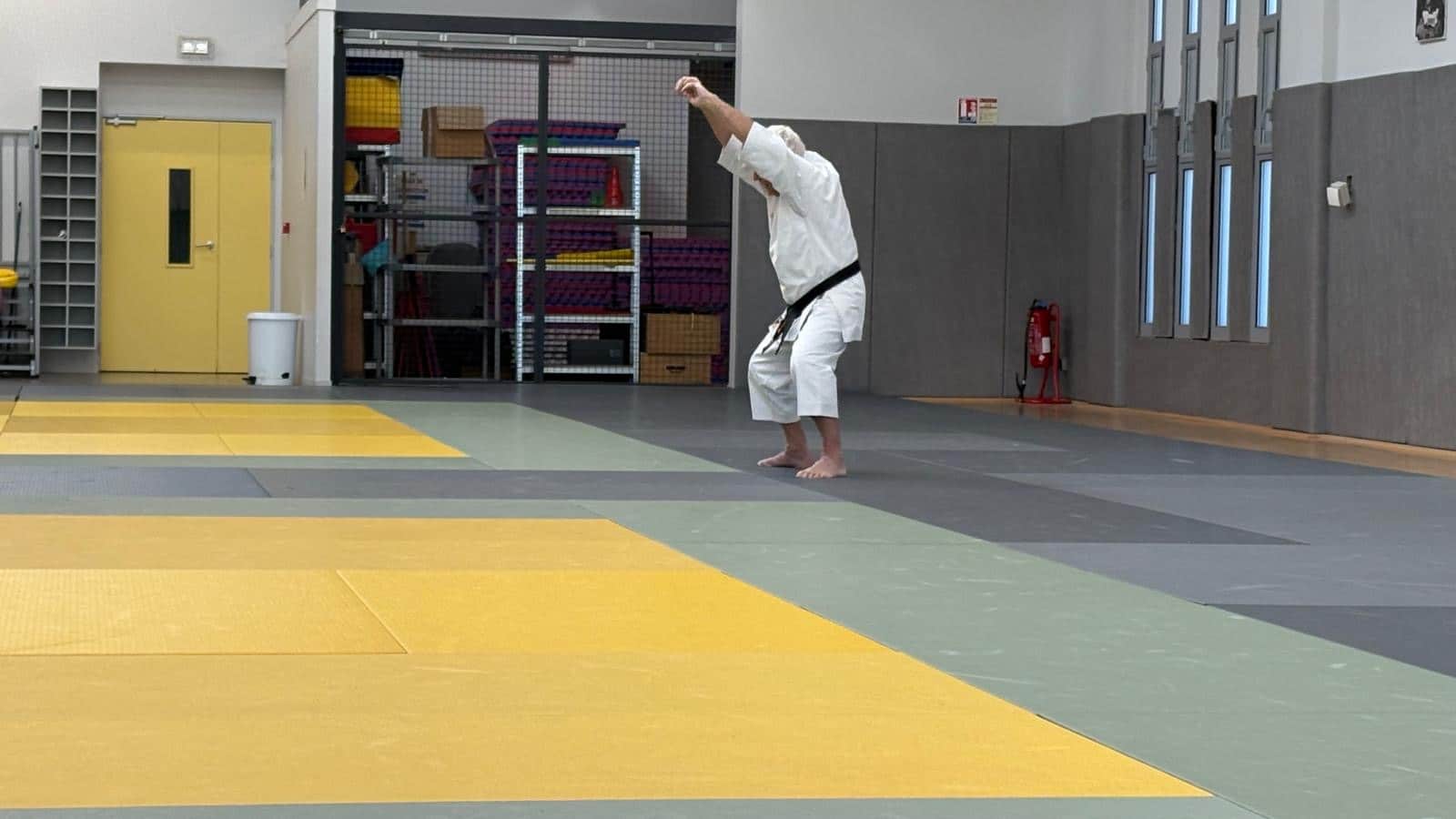 a508e4d9-0b76-4bb8-a9da-6752b9ce1a1a