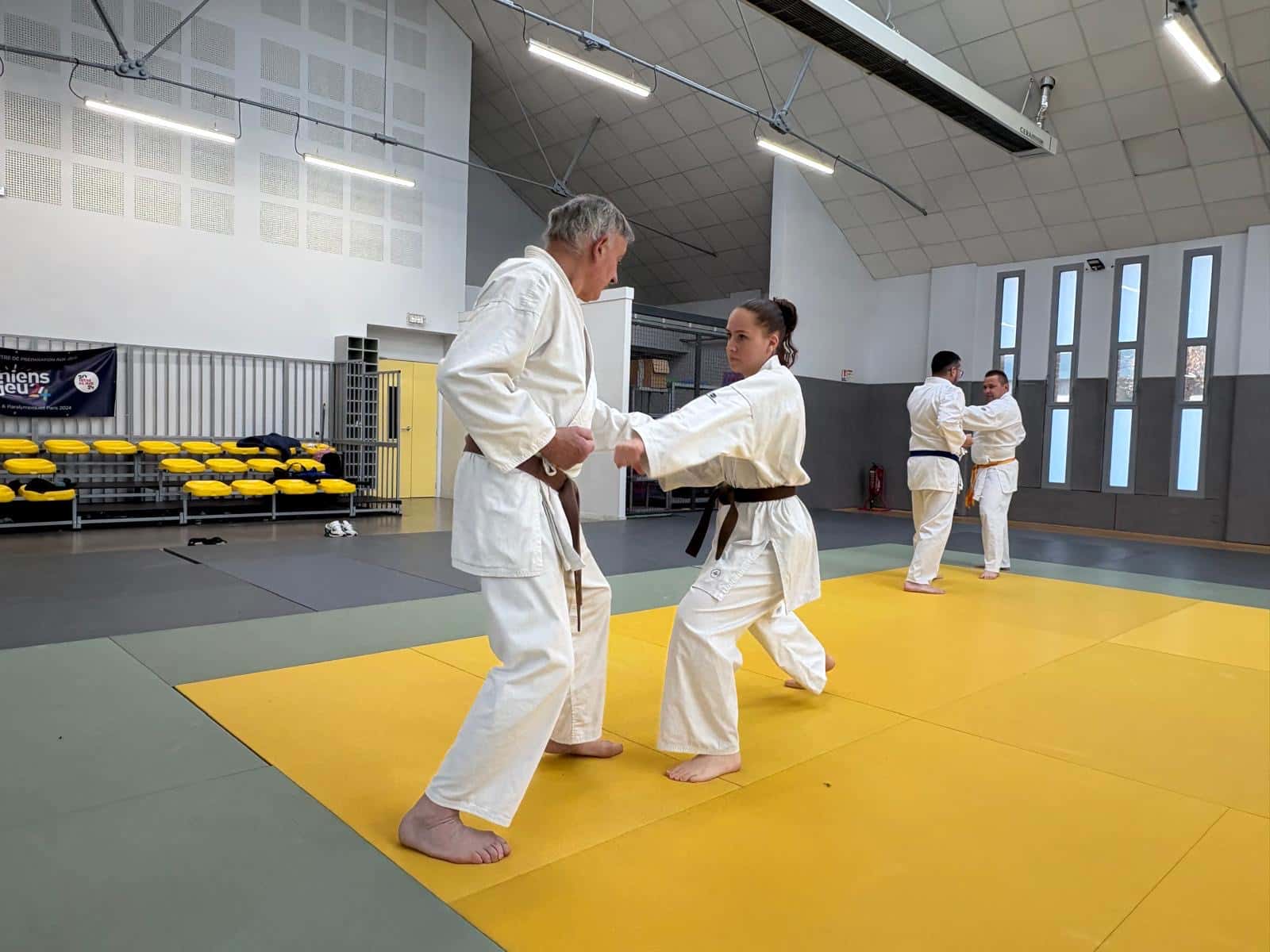 d800df5b-9f2b-4726-be61-253438d14856